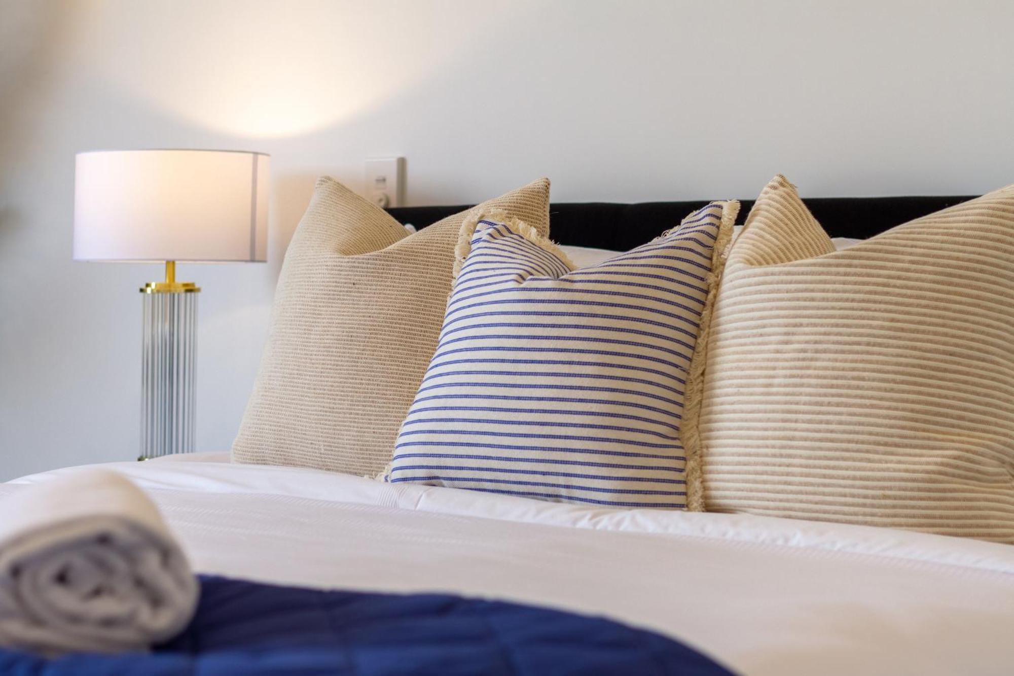 Central Christchurch Santorini Style 1Br Studio Экстерьер фото